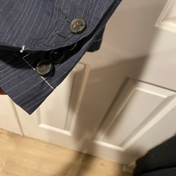 Hugo Boss Chicago pinstripe blazer 42L - Picture 4 of 8